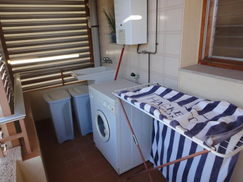 Apartamento Torredembarra, 3 dormitorios, 6 personas - photo_18813824546