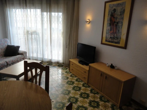 Ferienwohnung Torredembarra, 2 Schlafzimmer, 4 Personen - photo_18890871151