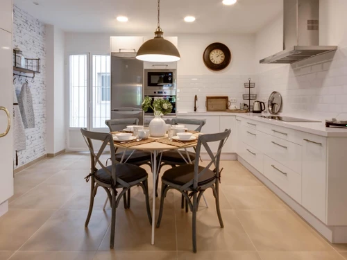 Apartment Seville, 4 bedrooms, 8 persons - photo_18625678217