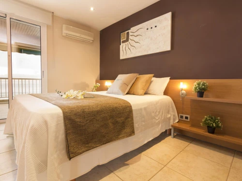 Apartamento La Pineda, 3 dormitorios, 6 personas - photo_19090717166