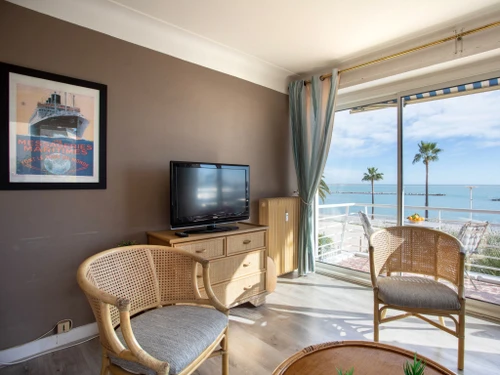 Ferienwohnung Saint-Laurent-du-Var, 1 Schlafzimmer, 4 Personen - photo_15307949445