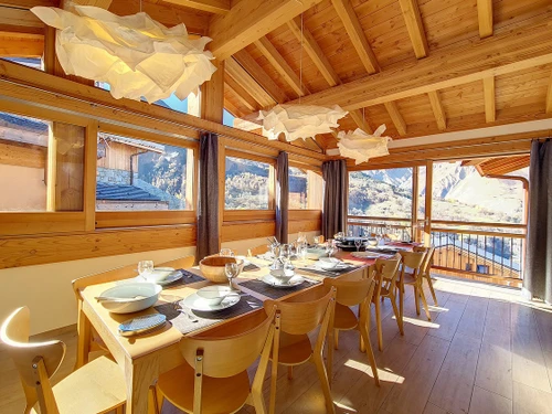 Chalet Saint-Martin-de-Belleville, 7 bedrooms, 16 persons - photo_17729830475