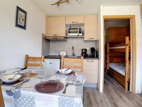 Studio Les Menuires, studio flat, 4 persons - photo_17729857903