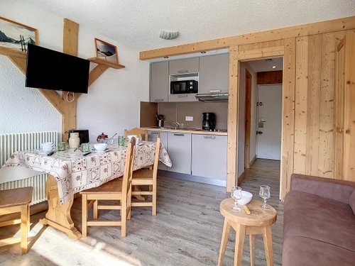 Studio Les Menuires, studio flat, 4 persons - photo_17729869854