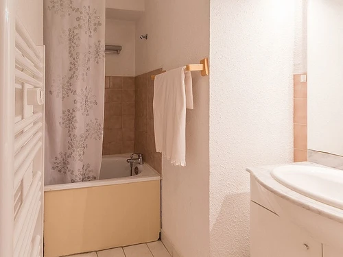 Studio Les Menuires, studio flat, 4 persons - photo_17729884051