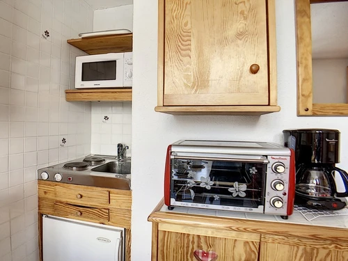 Studio Les Menuires, studio flat, 2 persons - photo_17729890445