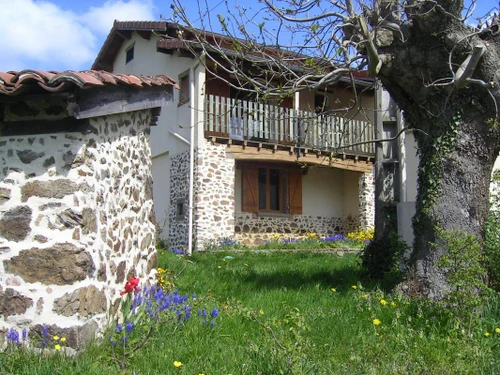 Casa rural Saint-Médard-en-Forez, 3 dormitorios, 6 personas - photo_19242299720