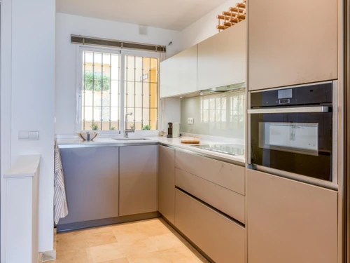 Apartamento Estepona, 2 dormitorios, 4 personas - photo_19248875173