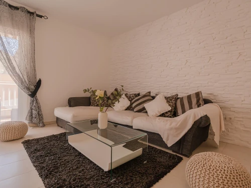 Apartamento El Madroñal, 2 dormitorios, 4 personas - photo_19299945724