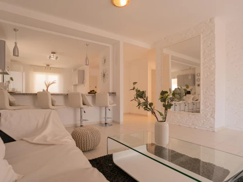 Apartamento El Madroñal, 2 dormitorios, 4 personas - photo_19299945724