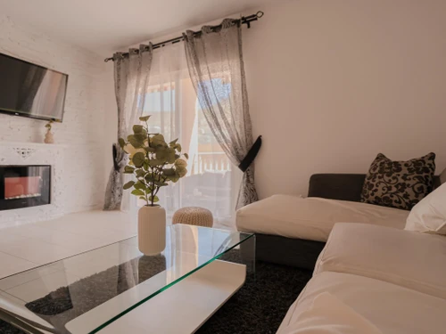 Apartamento El Madroñal, 2 dormitorios, 4 personas - photo_19299945724