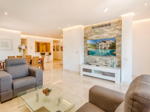 Apartamento Estepona, 3 dormitorios, 6 personas - photo_19248876193