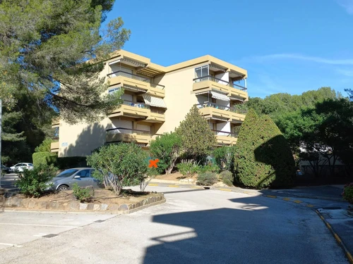 Apartment Bormes-les-Mimosas, studio flat, 2 persons - photo_19341197692