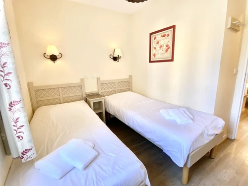 Casa Mallemort, 2 dormitorios, 6 personas - photo_17442287960