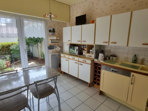 Apartment Les Sables-d'Olonne, 1 bedroom, 5 persons - photo_17809530426