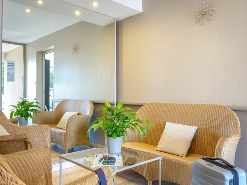 Estudio Saint-Raphaël, estudio, 3 personas - photo_14387081055