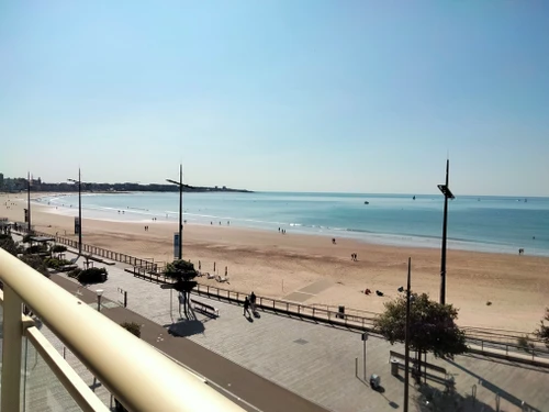 Apartment Les Sables-d'Olonne, studio flat, 2 persons - photo_17873489470