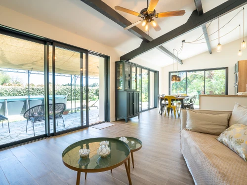 Apartment La Crau, 3 bedrooms, 6 persons - photo_19401932301