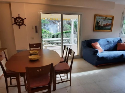 Apartment Llançà, 2 bedrooms, 4 persons - photo_17205417546