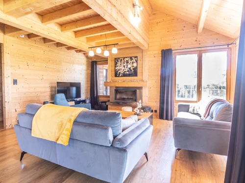 Gite Le Chambon-sur-Lignon, 4 bedrooms, 10 persons - photo_15004654895