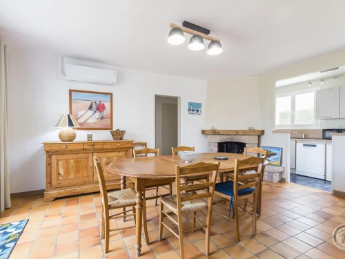 Gîte Saint-Germain-sur-Ay, 4 pièces, 6 personnes - photo_19549466573