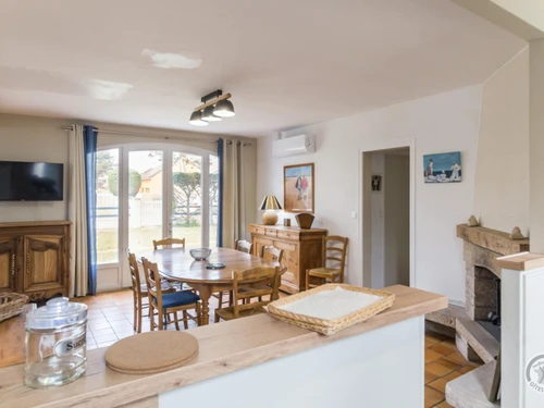 Gîte Saint-Germain-sur-Ay, 4 pièces, 6 personnes - photo_19549466573