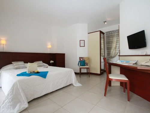 Apartment Saint-Jouan-des-Guérets, studio flat, 2 persons - photo_19310293841