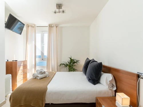 Apartment Torremolinos, 3 bedrooms, 6 persons - photo_19578281037