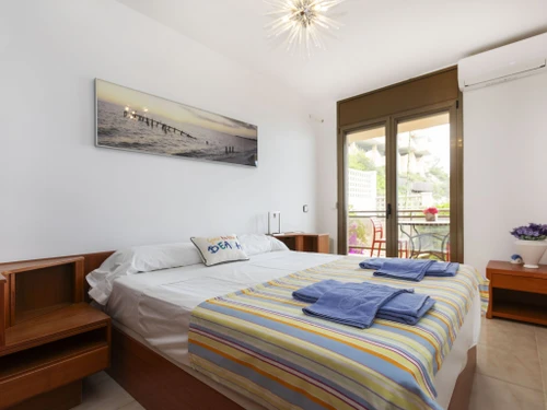 Apartment Salou, 3 bedrooms, 6 persons - photo_11341449783