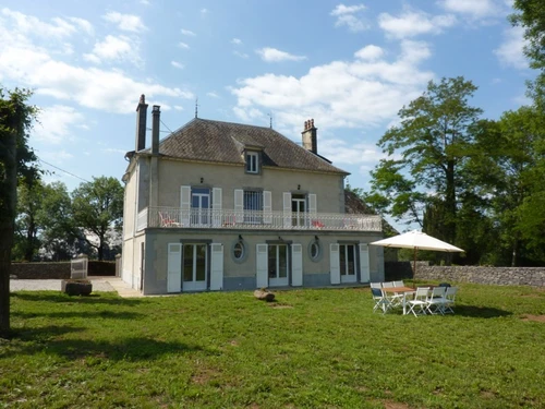 Gîte Mauriac, 7 pièces, 12 personnes - photo_19655165665