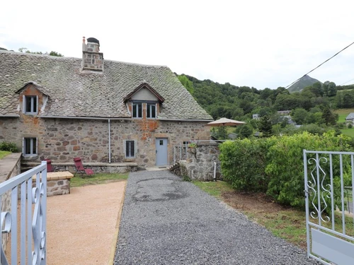 Gîte Saint-Jacques-des-Blats, 3 pièces, 5 personnes - photo_19655263777