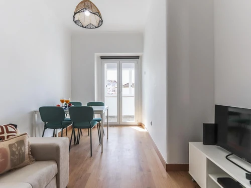 Apartment Almada, 2 bedrooms, 6 persons - photo_19703956749