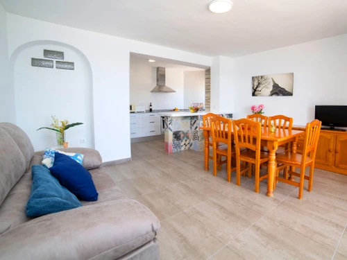 Ferienwohnung Calp, 2 Schlafzimmer, 4 Personen - photo_709792105