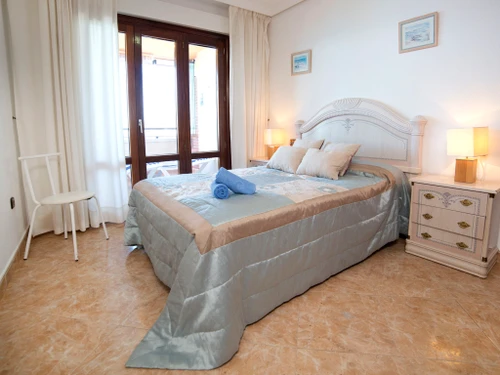 Apartment Calp, 2 bedrooms, 4 persons - photo_11179521896