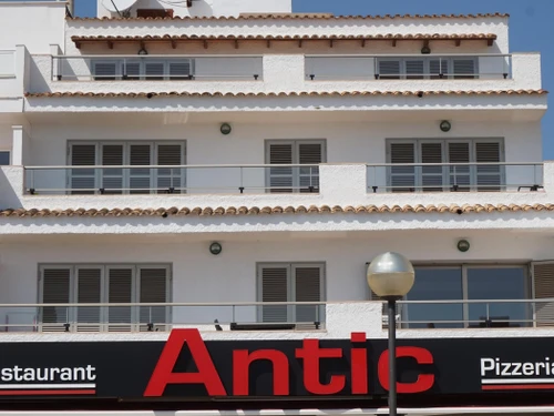 Apartment S'illot, 2 bedrooms, 4 persons - photo_17285325229