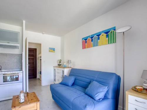 Apartment Saint-Cyr-sur-Mer-Les Lecques, studio flat, 4 persons - photo_19735191936