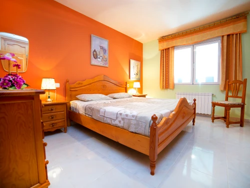 Villa Calp, 2 bedrooms, 4 persons - photo_14475279342