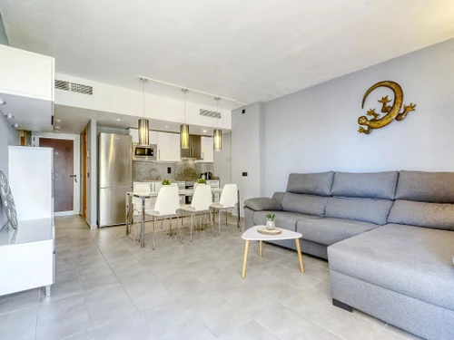 Apartment Roses, 2 bedrooms, 4 persons - photo_19757707697