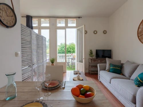 Apartment Royan, studio flat, 2 persons - photo_19774076479