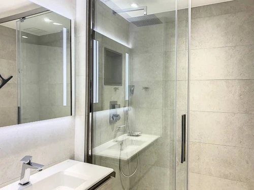 Studio Bormes-les-Mimosas, studio flat, 4 persons - photo_15320056378