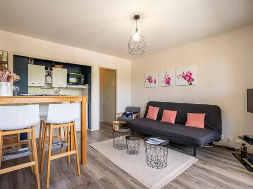 Apartment Les Mathes, studio flat, 2 persons - photo_19876574855