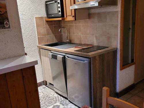 Apartment Huez, studio flat, 4 persons - photo_12022042833