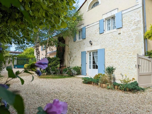 Gîte Saint-Genis-d'Hiersac, 3 pièces, 4 personnes - photo_18272680268