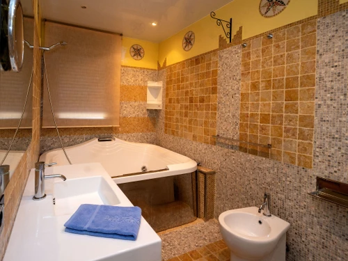 Casa Coma-ruga, 4 dormitorios, 7 personas - photo_15355817116