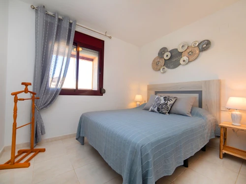 Ferienwohnung Calp, 2 Schlafzimmer, 4 Personen - photo_709794521